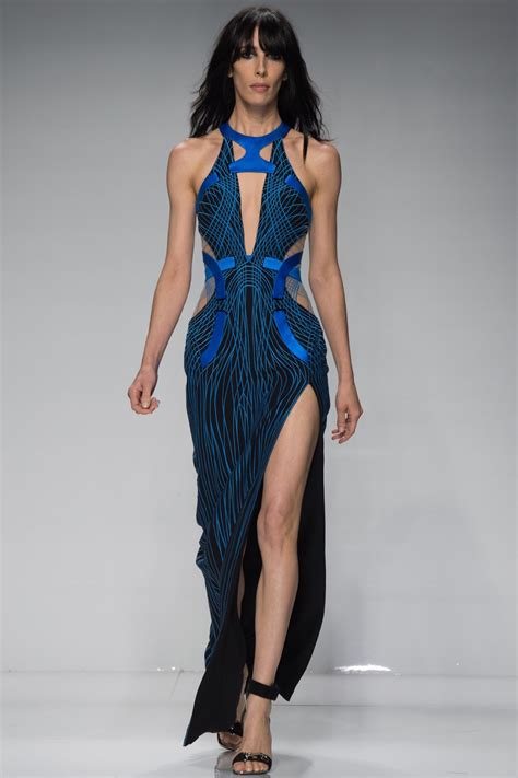 versace 2016 spring collection|Atelier Versace Couture Spring 2016 .